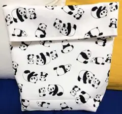 【新品未使用品】ハンドメイド バッグインバック 親子パンダ 黒 白 オックス
