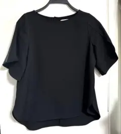 natural couture ブラックパールボタン　ブラウス　半袖