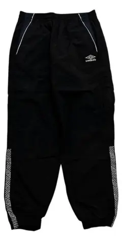 UMBRO WIND PANTS ブラック ナイロンパンツ