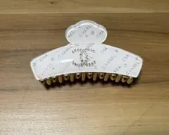 シャネルノベルティ　ヘアクリップ