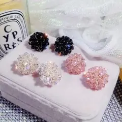 ビーズボールピアス レディースピアス