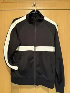 Item thumbnail for item f07fb517-6576-480f-8e80-2eb3b6b2cb3a