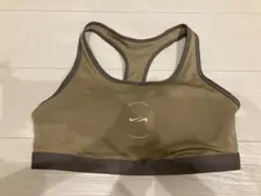 Nike スポーツブラ オリーブグリーン