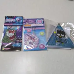 キティ　マイメロ　ばつ丸　アクリルキーホルダー　クリアポーチ　新品　サンリオくじ