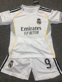 160cm レアル・マドリード新モデル　ムパッペ　子供サッカーユニフォーム