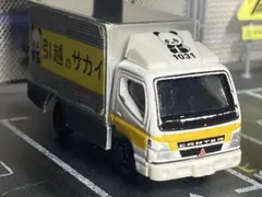 トミカ 三菱 ふそう 引越のサカイ