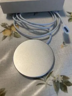 バルク品　Magsafe充電器ワイヤレス　シルバー マグネット式USB-C