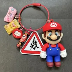 限定値下げじゃらじゃらキーホルダー！キャラクターキーホルダー お菓子付き