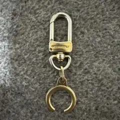 Item thumbnail for item 2f168eaf-7736-41ae-ad06-50b2d8e488f3