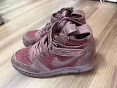 Nike AIR 赤紫　ハイカットスニーカー