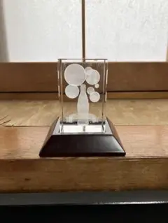 クリスタル 木の形 彫刻 置物　利根コカコーラ50周年記念