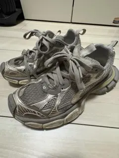 BALENCIAGA 3XL