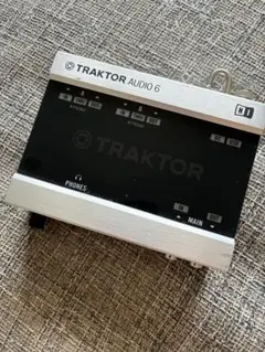 値下げ交渉歓迎！ TRAKTOR AUDIO 6 オーディオインターフェース Native Instruments/オーディオインターフェイス/TRAKTOR AUDIO