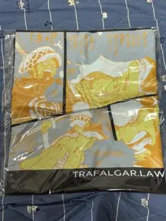 ワンピース　トラファルガー・ロー　ポケット付きビッグシルエットTシャツ　未開封