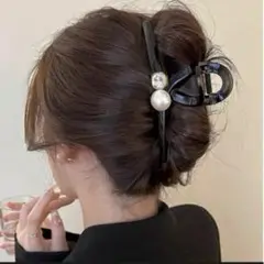 ✨️キラキラビジュー付きパール✨️ヘアアクセサリーバンスクリップ