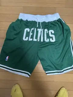 Item thumbnail for item 6a5633b2-e971-47b1-8261-3849420b6d6e