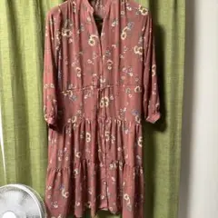 花柄長袖ティアードワンピ