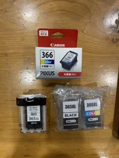 Item thumbnail for item e3316054-0044-4169-983f-efb2c3afefd1