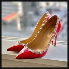 Valentino 定番パンプス ロックスタッズパンプス ハイヒール