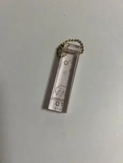 ちいかわ　ホテルのキーホルダー