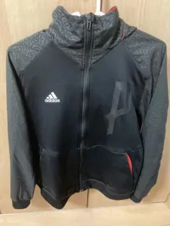 adidasサッカーパーカー　プレデター　黒