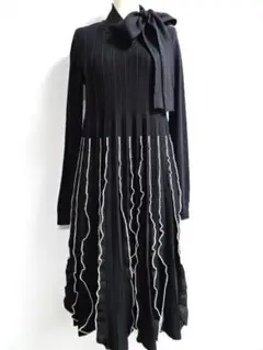 【美品】VALENTINOヴァレンティノニットワンピースブラックリボン