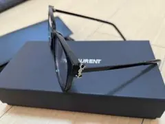 SAINT LAURENT ブラックフレーム メガネ