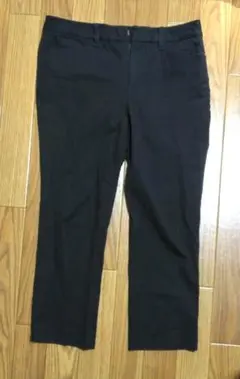 UNIQLO ブラックスラックス ウエスト64cm