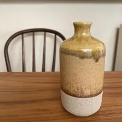 HUNT9 陶器製一輪挿し　フラワーベース