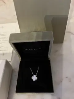 VCA ヴァンクリ アルハンブラペンダント美品♪︎