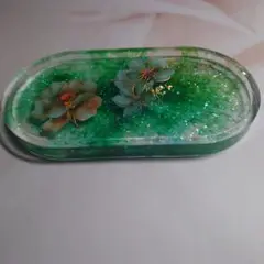 緑色のトレー(小物置き)