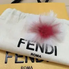FENDI フェンディ ブローチ コサージュ ファー フラワーモチーフ