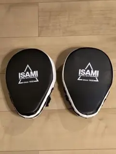 isami イサミ パンチングミット