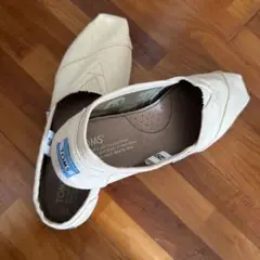 TOMS トムズシューズ　キャンバス クラッシック スリッポン