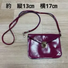 マゼンタ ショルダーバッグ 合成皮革