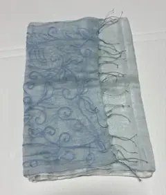 ブルーとペールグリーンのグラデーションショール 薄手 ストライプ 刺繍