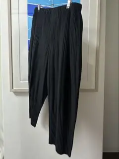 HOMME PLISSÉ ISSEY MIYAKE BASICS