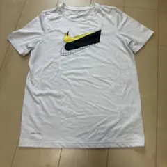 Nike kids DRI-FIT ホワイトTシャツ M