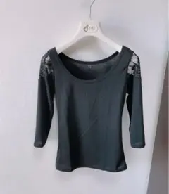 未着用　肩レースTシャツ⭐︎