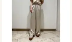 新品タグ付き FRAY I.D フレイアイディー グロッシーサテンパンツ