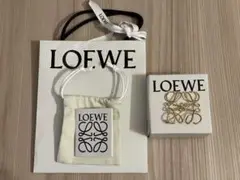美品 ロエベ ブローチ