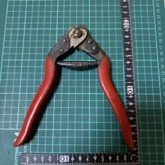 ワイヤーカッター