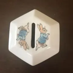 Wedgwood ピーターラビット　貯金箱