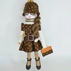 Item thumbnail for item 135f4934-7b70-4337-bdf6-247be7feac87