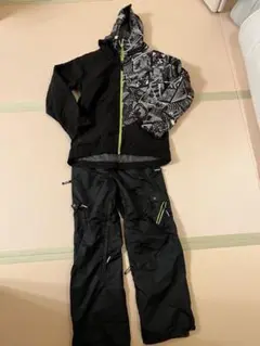 スノーボードウェア