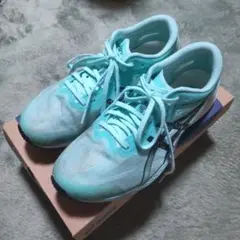asics ILLUMINATE MINIMALIST 26.0