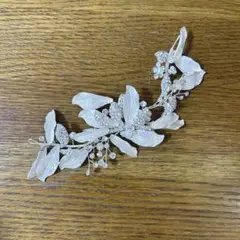 ウェディングヘッドドレス 花モチーフ