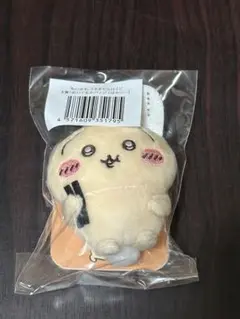 ちいかわ　うさぎ　うさぎだらけくじ　E賞　ぬいぐるみバッジ　ほかッ・・・
