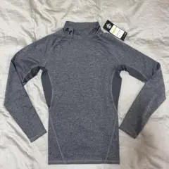 【新品未使用】UNDER ARMOUR アンダーアーマー インナー 長袖 SM