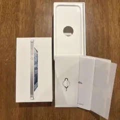Apple iPhone 5 箱と取扱説明書付属品付 イヤホンケーブルなし